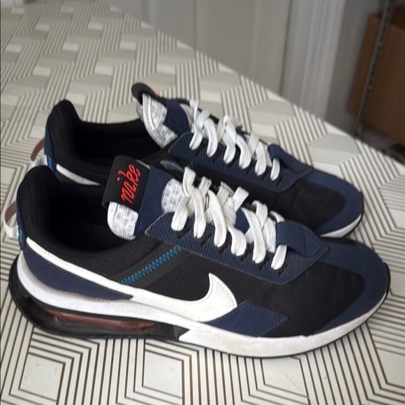 Nike Air Max Pre-Day Black &Midnight Blue Athletic Shoes - Picture 3 of 9